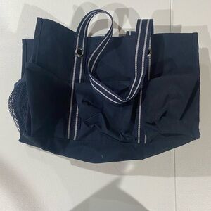 Navy blue thirty one bag